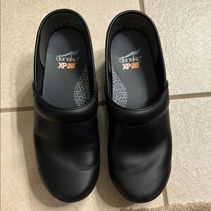 Dansko Black Clogs; EEUC; like new